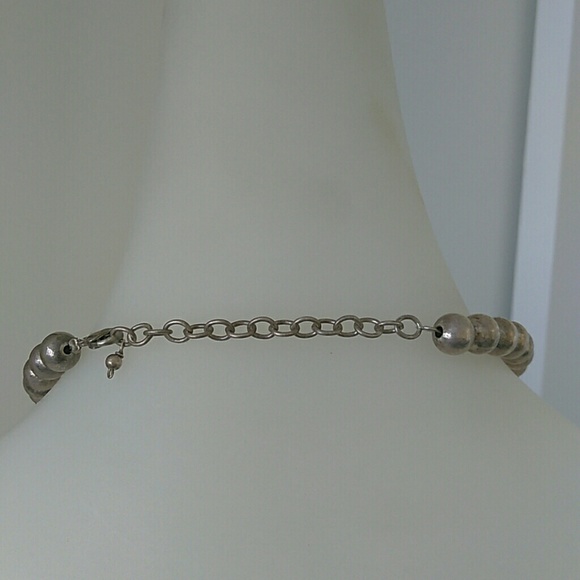 CUTE NECKLANCE . - Picture 2 of 4